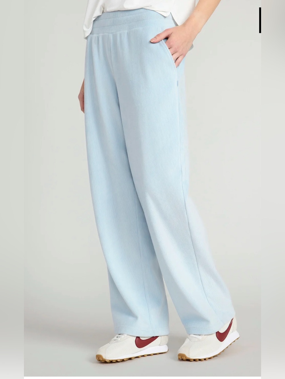 Mondetta Velvet Corduroy Textured Wide-Leg Pants – NWT ✨